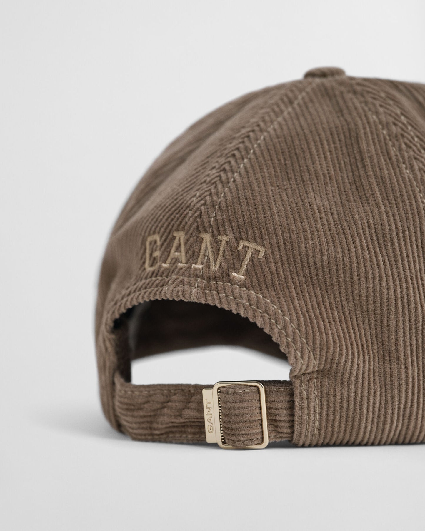 G Embroidered Corduroy Cap