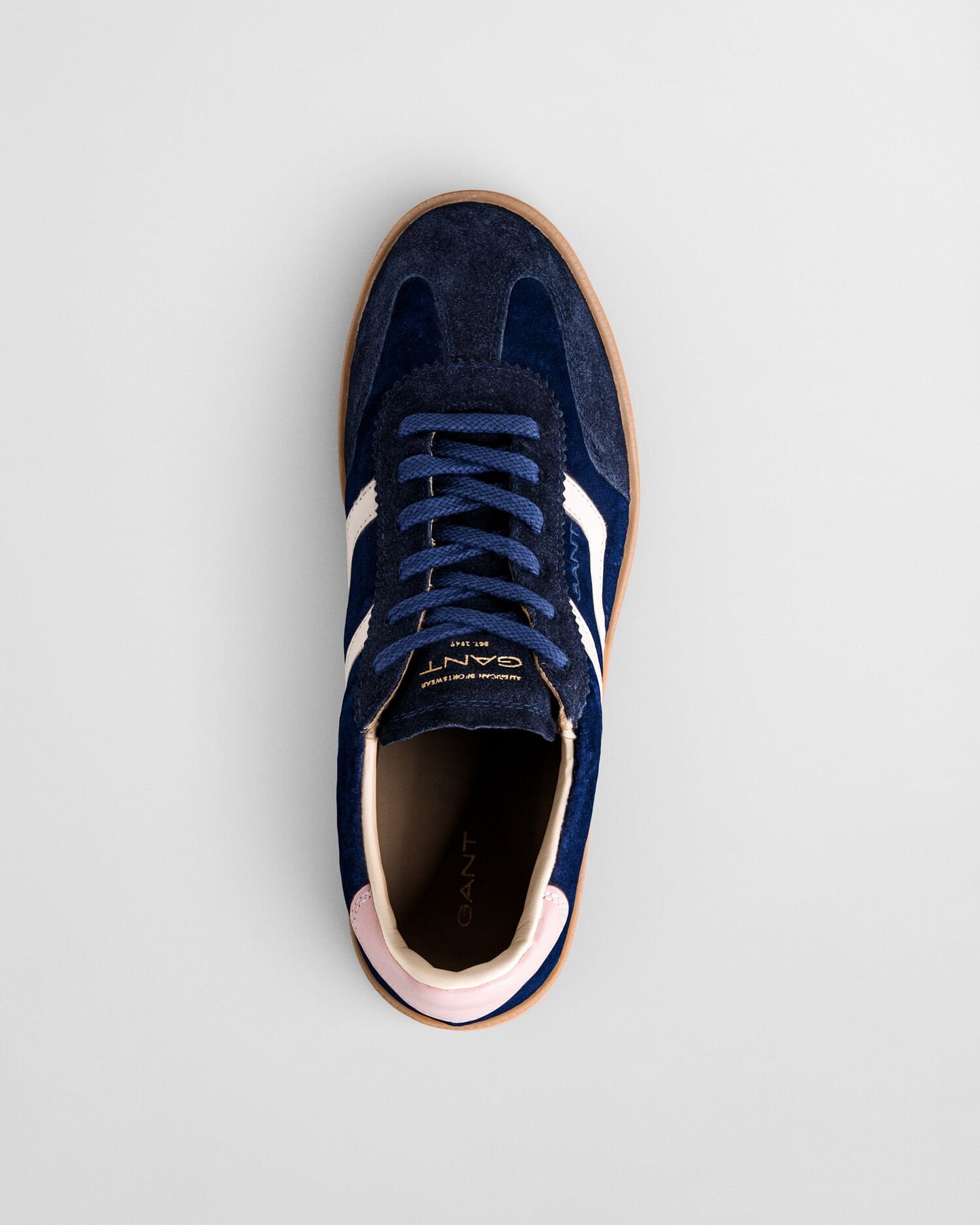 Cuzima Velvet Sneakers